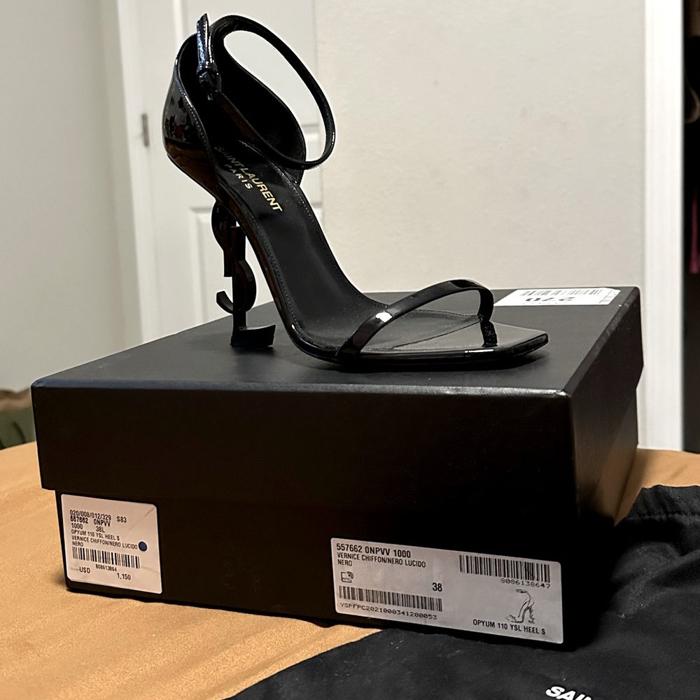 OPYUM SANDALS IN PATENT LEATHER